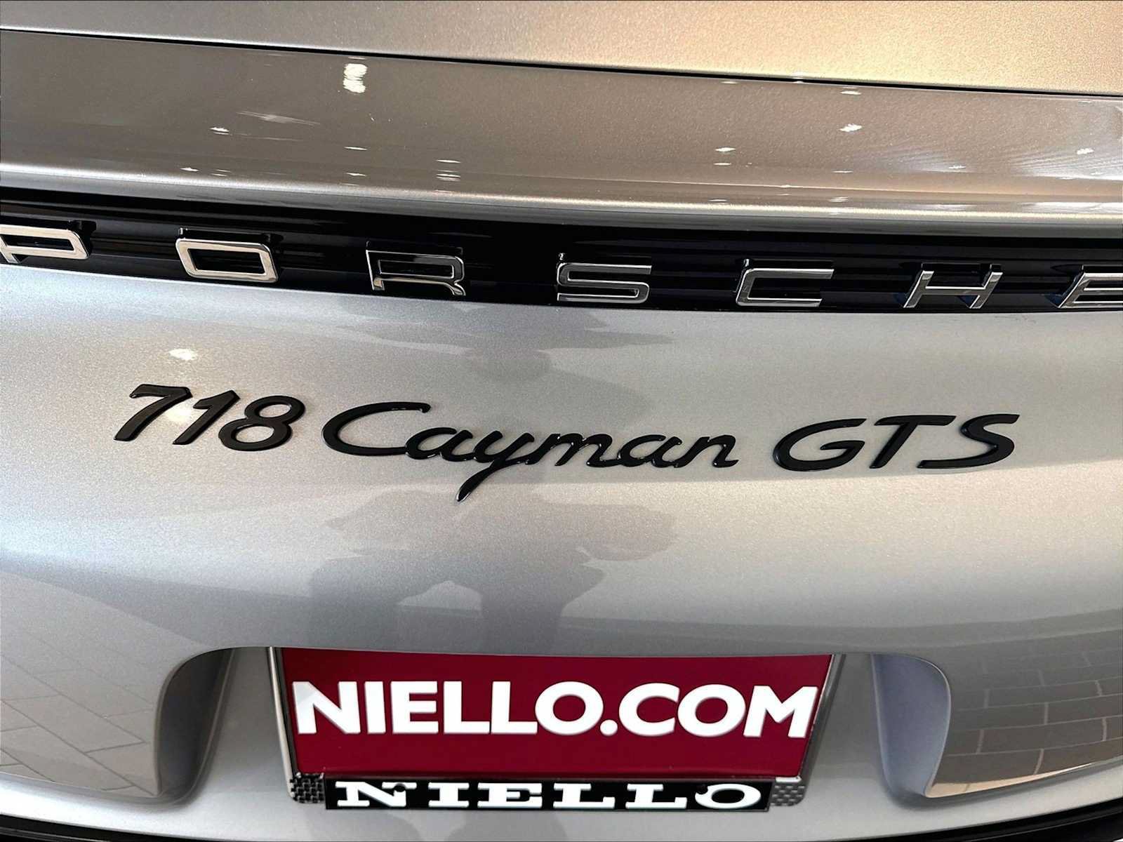 Used 2018 Porsche 718 Cayman GTS RWD image 35