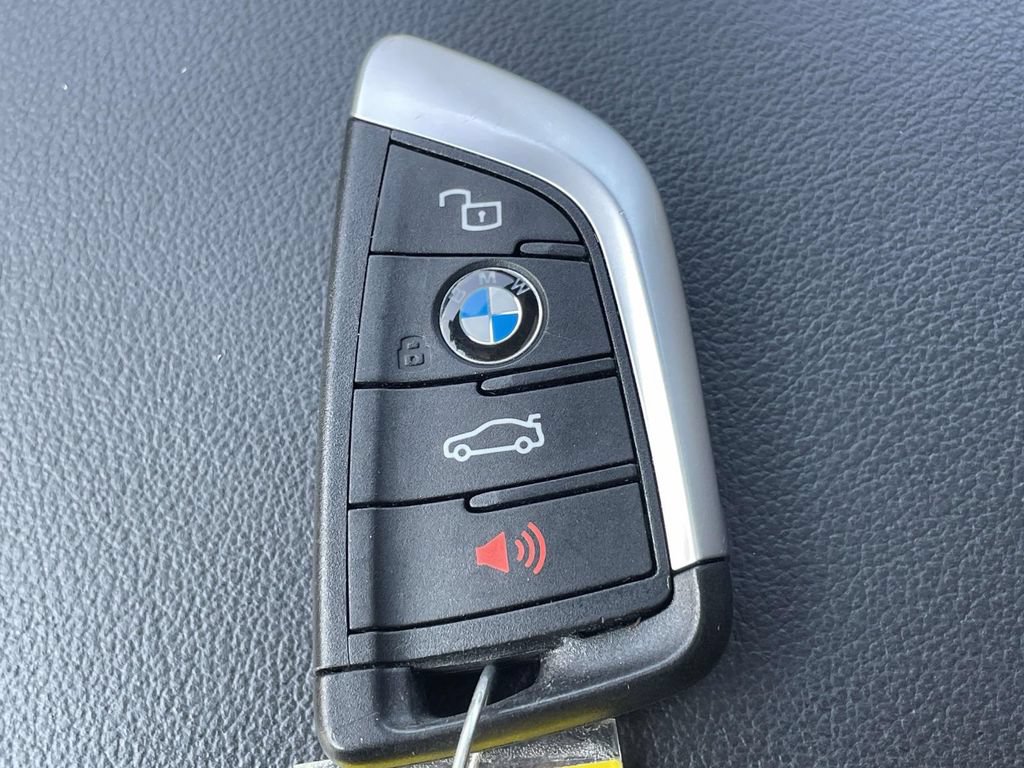 Used 2023 BMW X4 xDrive30i w/ Premium Package AWD/4WD image 34