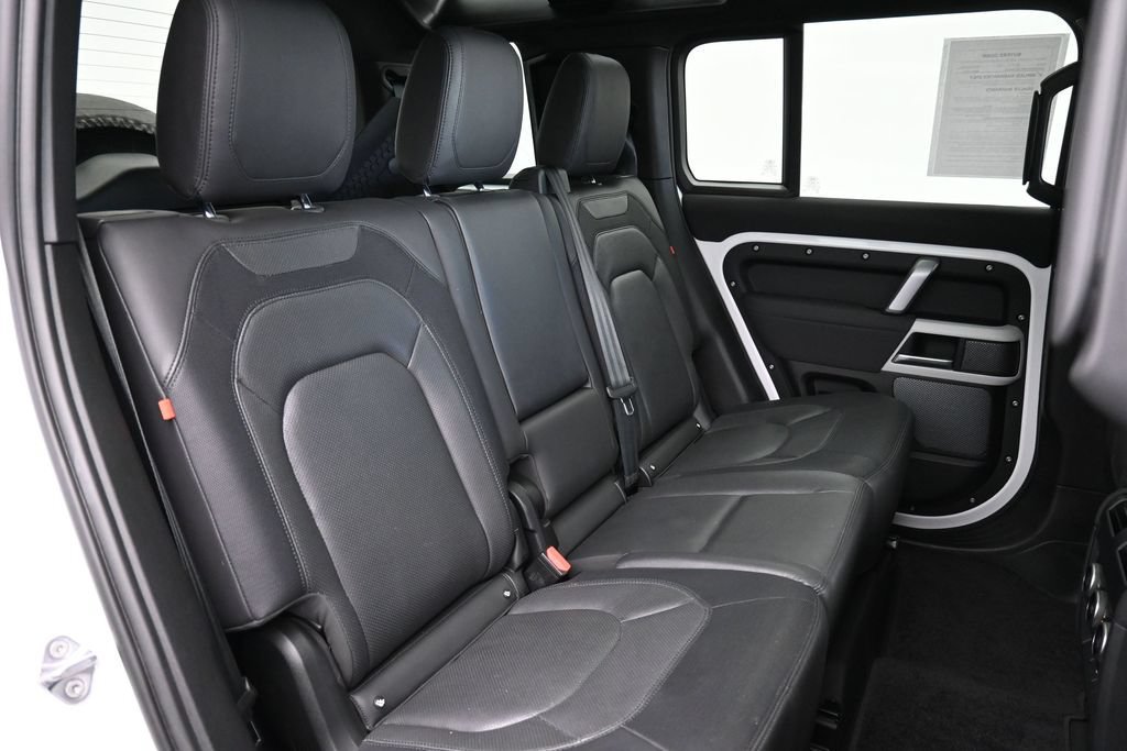 Used 2023 Land Rover Defender 110 X-Dynamic SE AWD/4WD image 26