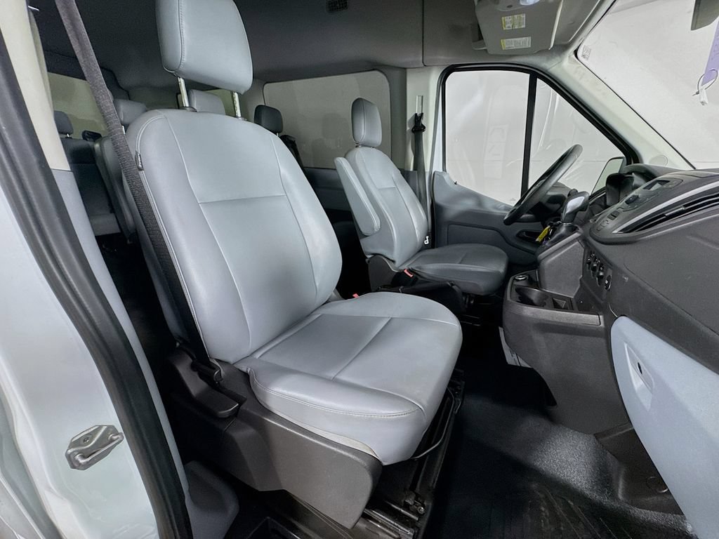 Used 2018 Ford Transit 150 XL RWD image 32