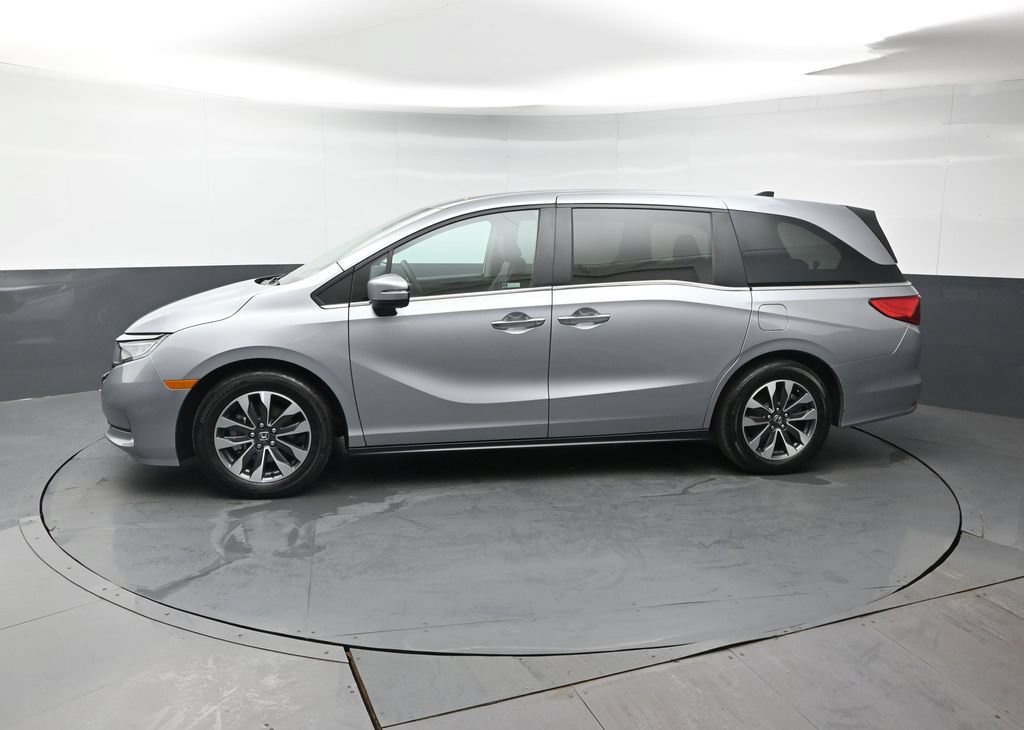 Certified 2024 Honda Odyssey EX-L image 2