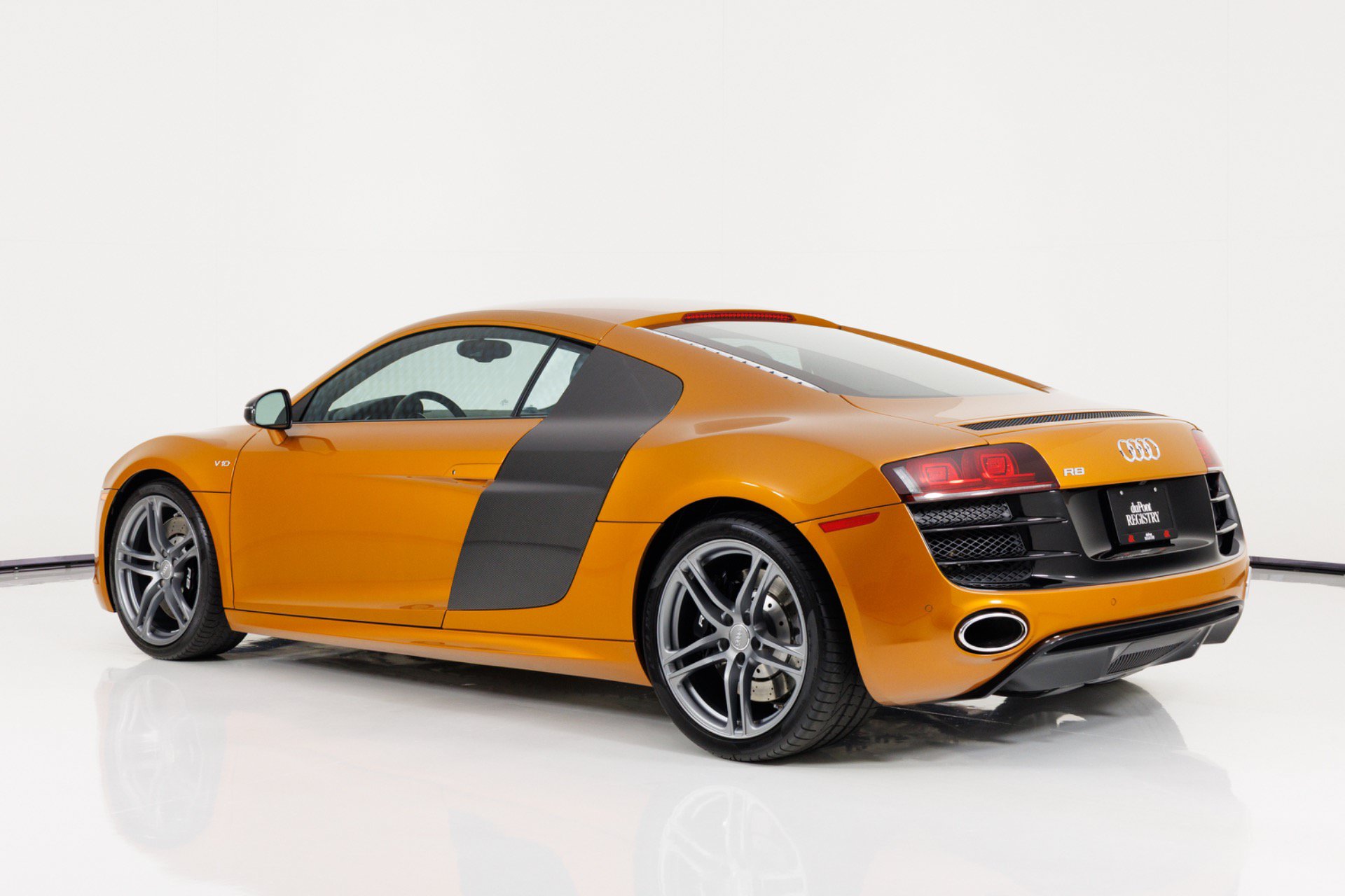 Used 2011 Audi R8 V10 AWD/4WD image 5