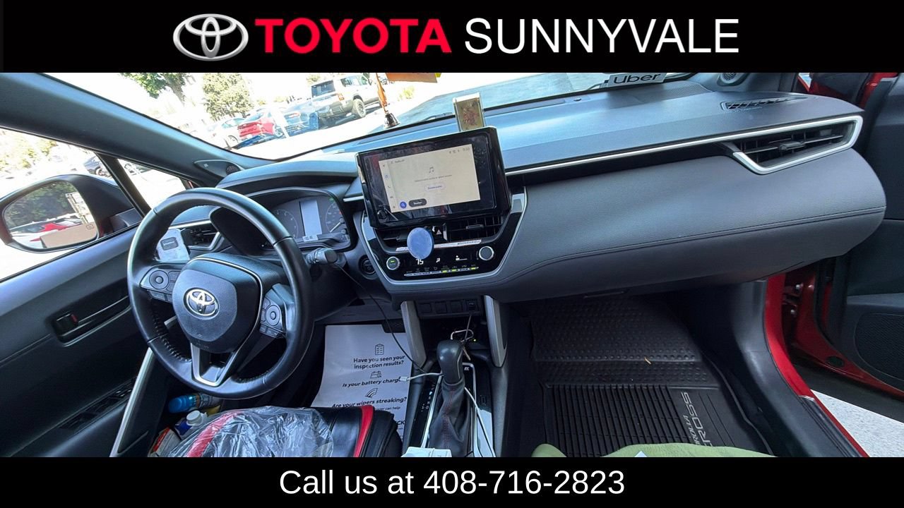 Used 2025 Toyota Corolla Cross AWD Hybrid w/ Moonroof Package image 4