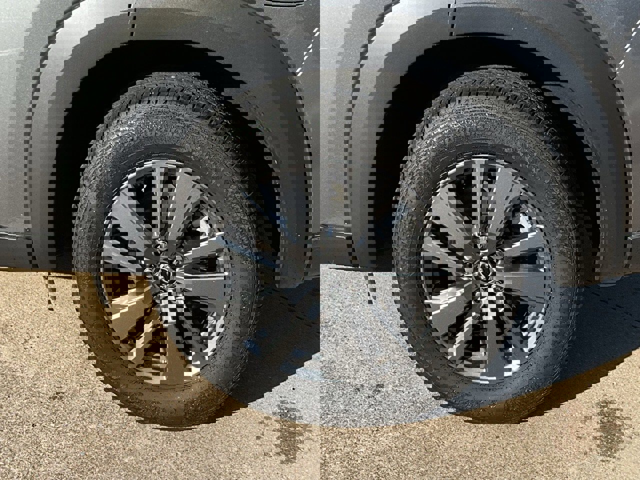 Used 2024 Nissan Pathfinder SV image 8