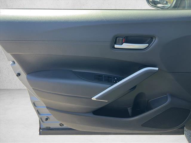 Certified 2025 Toyota Corolla Cross XLE image 11
