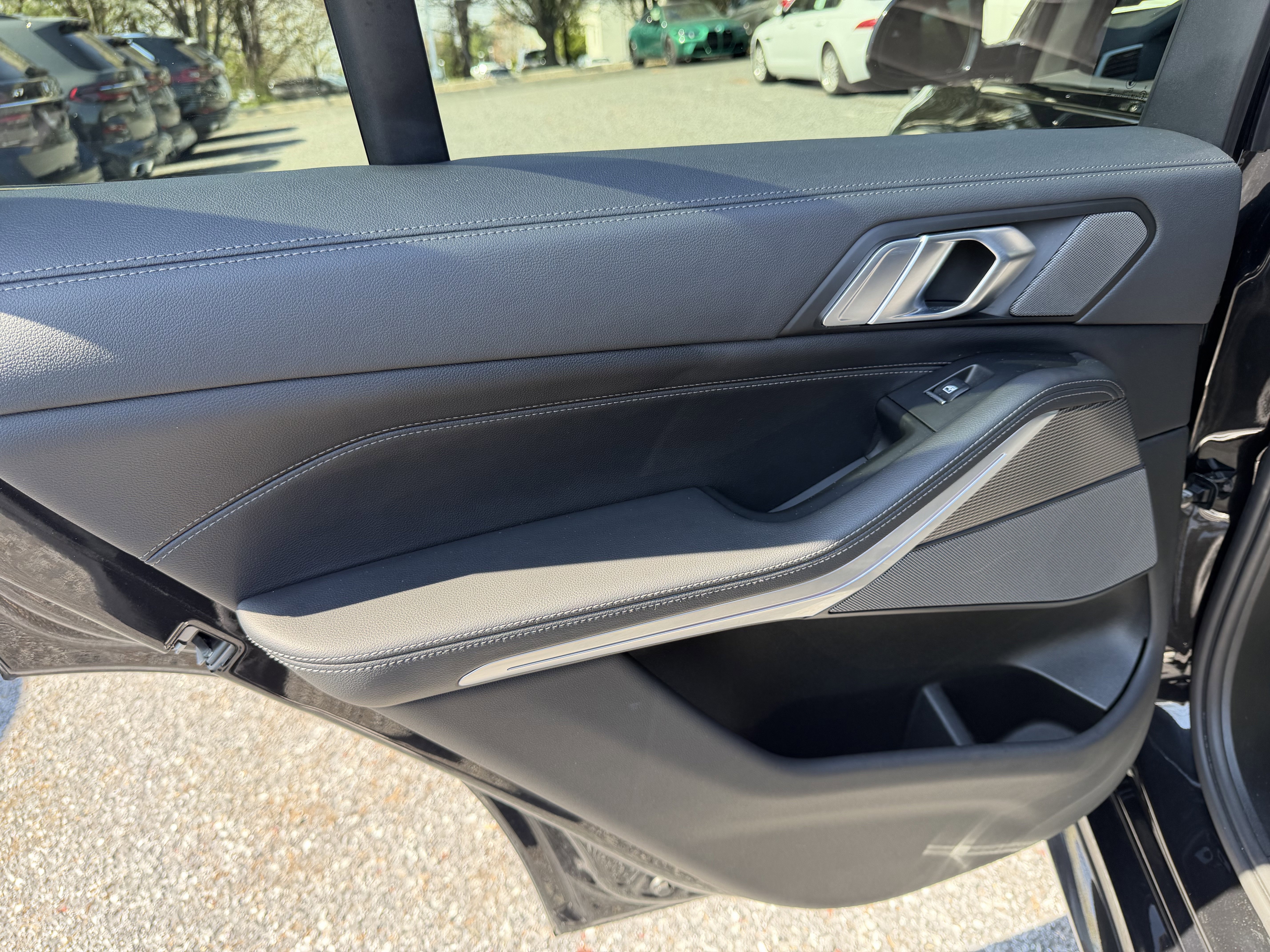Certified 2022 BMW X5 M50i AWD/4WD image 15