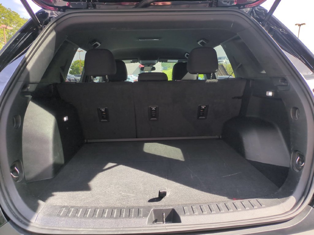 Used 2026 GMC Terrain Elevation FWD image 29