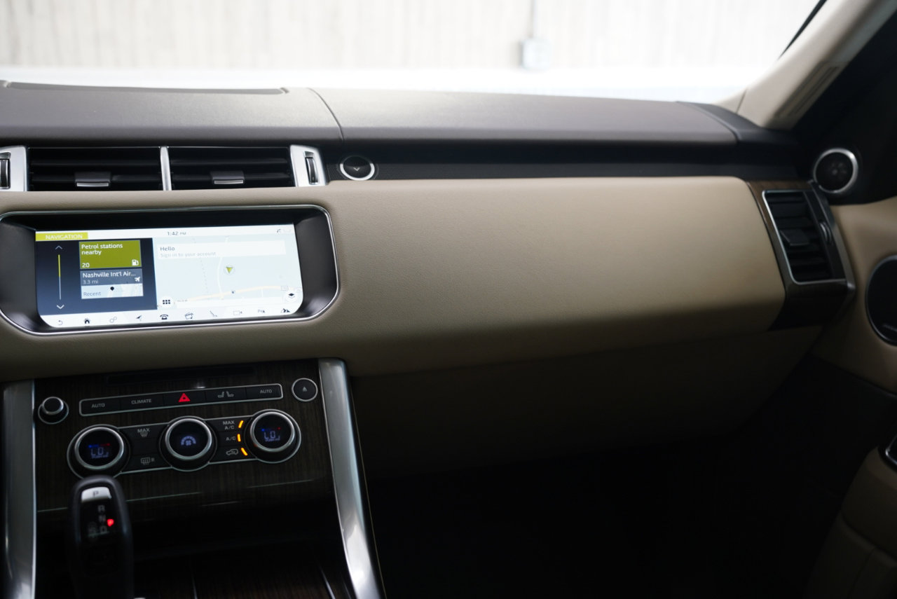 Used 2017 Land Rover Range Rover Sport Supercharged image 37