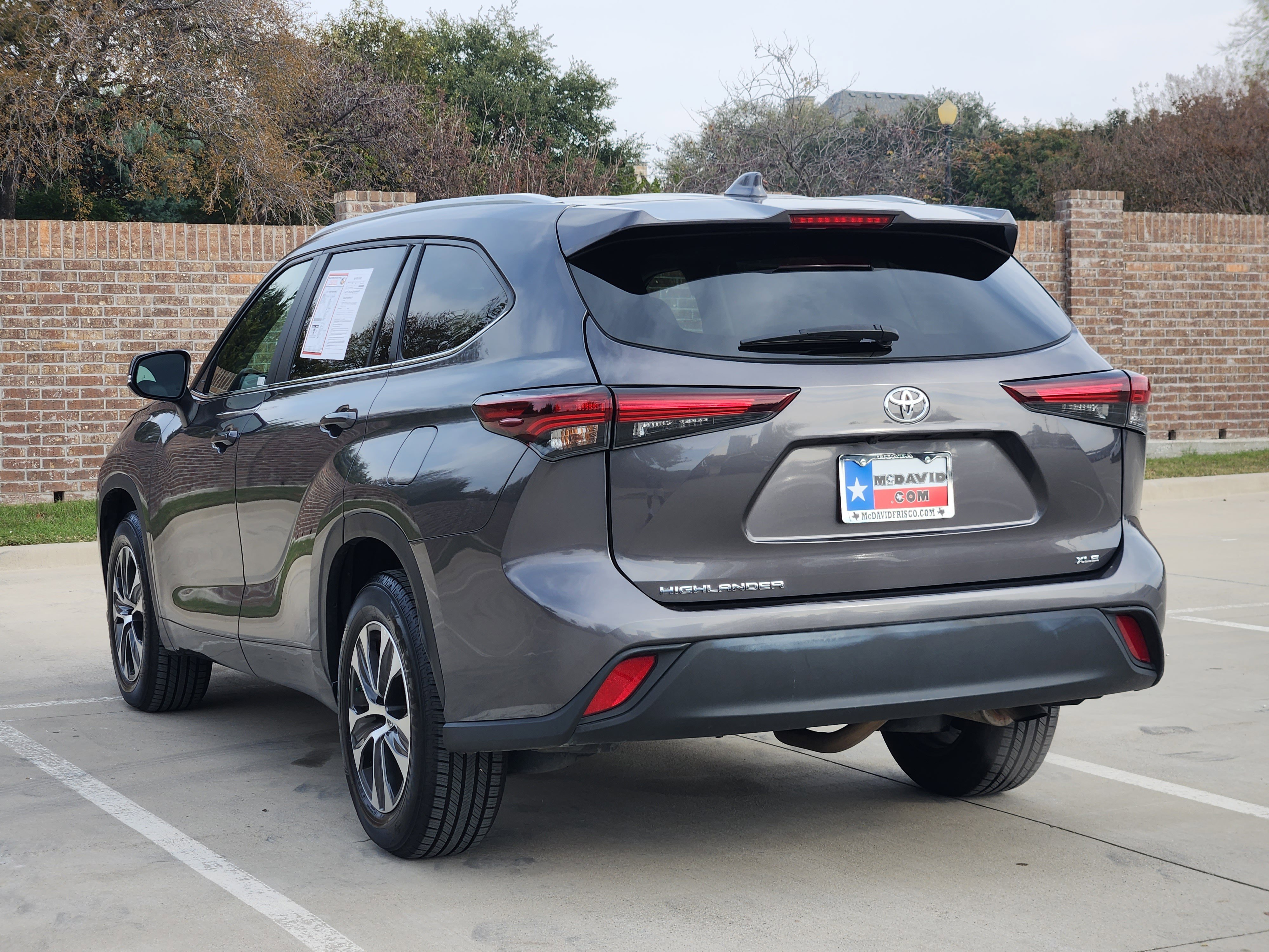 Used 2024 Toyota Highlander XSE image 8