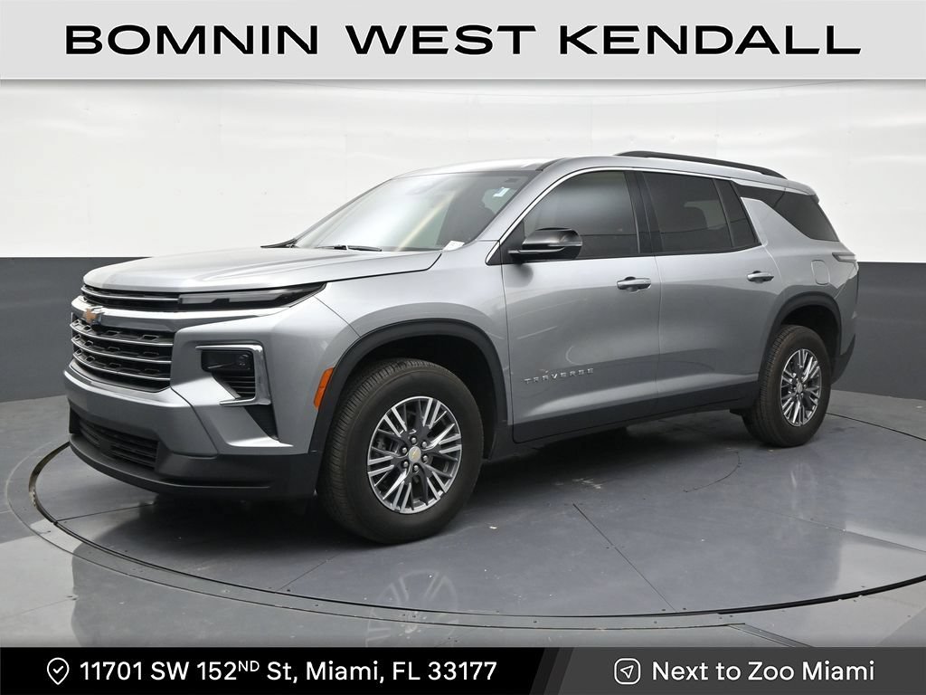 Used 2026 Chevrolet Traverse LT
