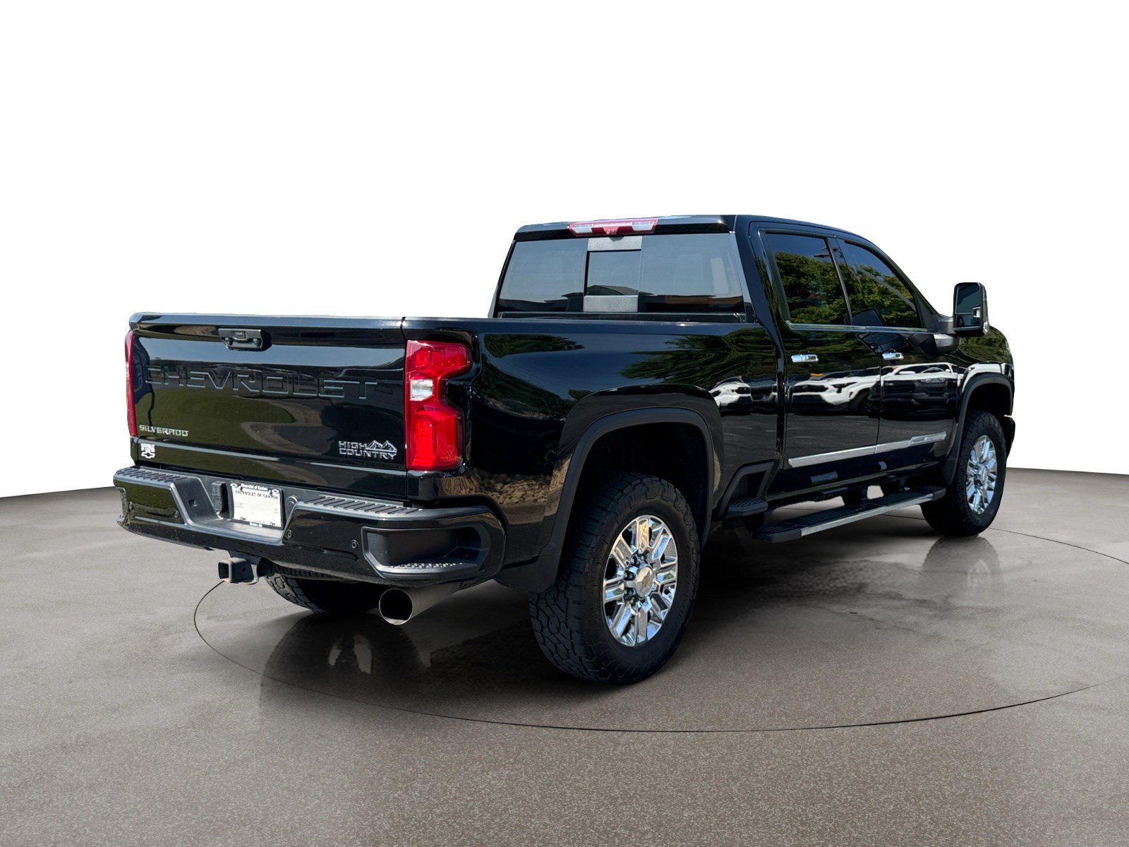 Used 2024 Chevrolet Silverado 2500 High Country w/ High Country Premium Package AWD/4WD image 5