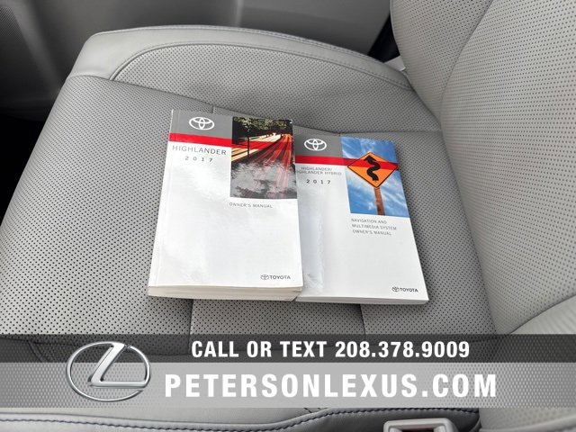 Used 2017 Toyota Highlander AWD V6 image 28