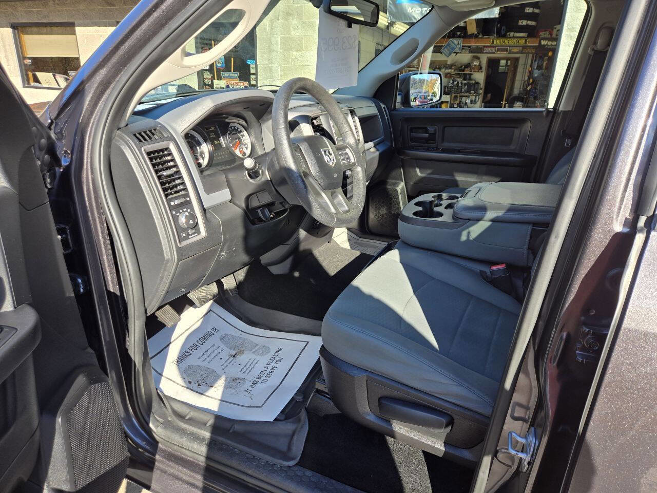 Used 2016 RAM 1500 Express image 10