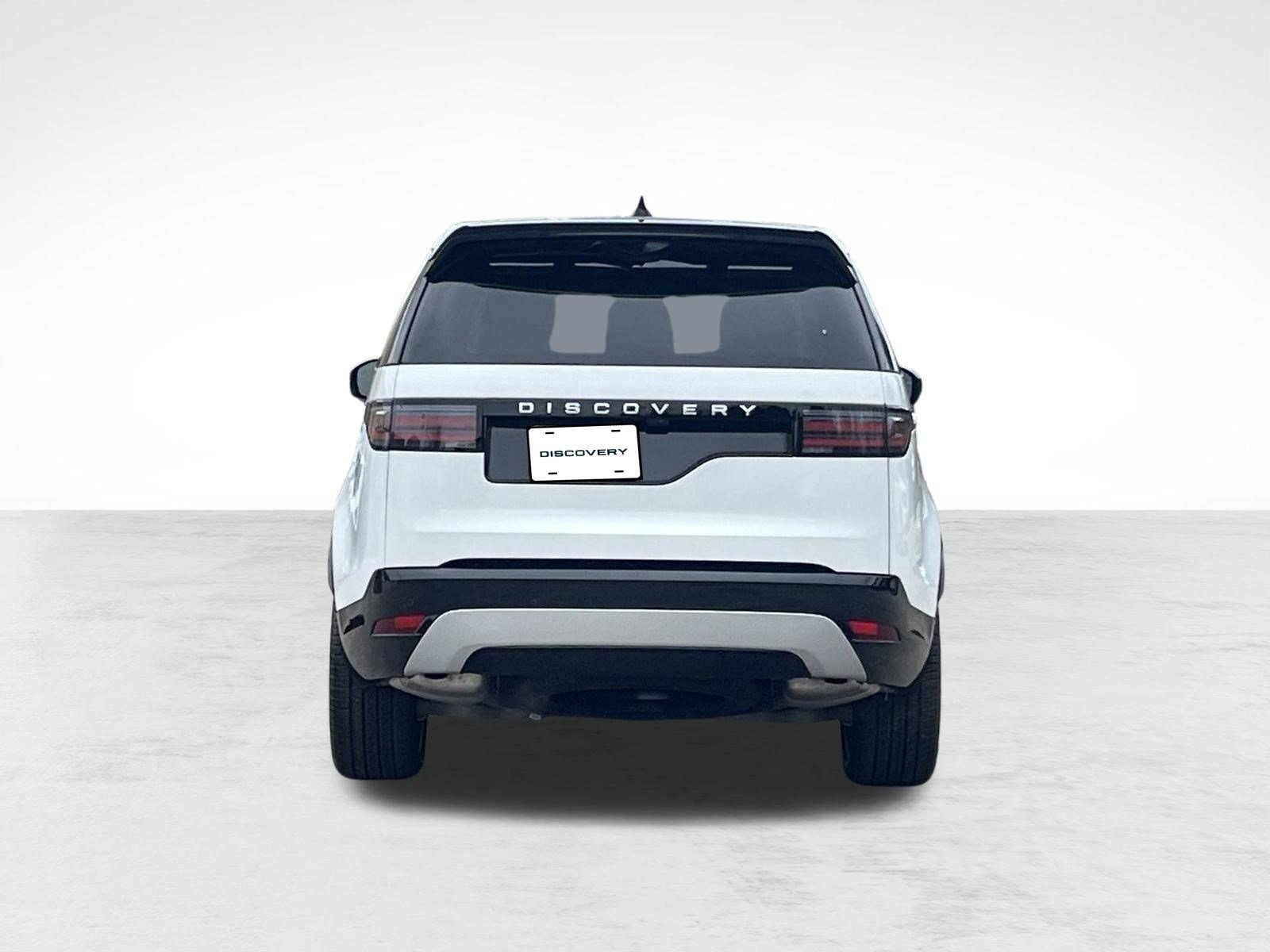 Used 2025 Land Rover Discovery Metropolitan Edition AWD/4WD image 9