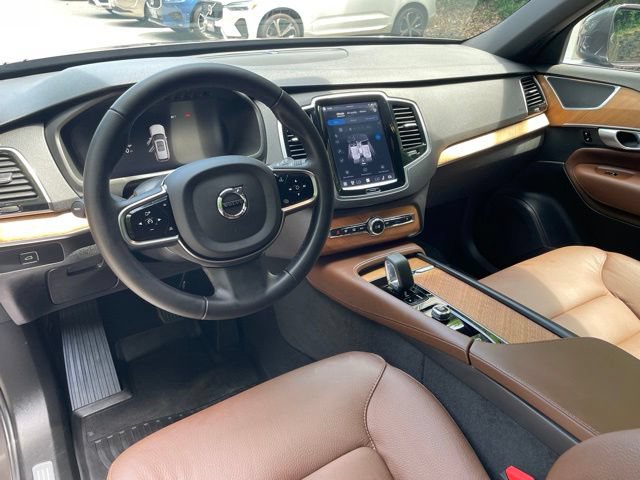 Certified 2024 Volvo XC90 B5 Plus AWD/4WD image 19