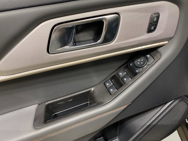 New 2026 Ford Explorer Active AWD/4WD image 12