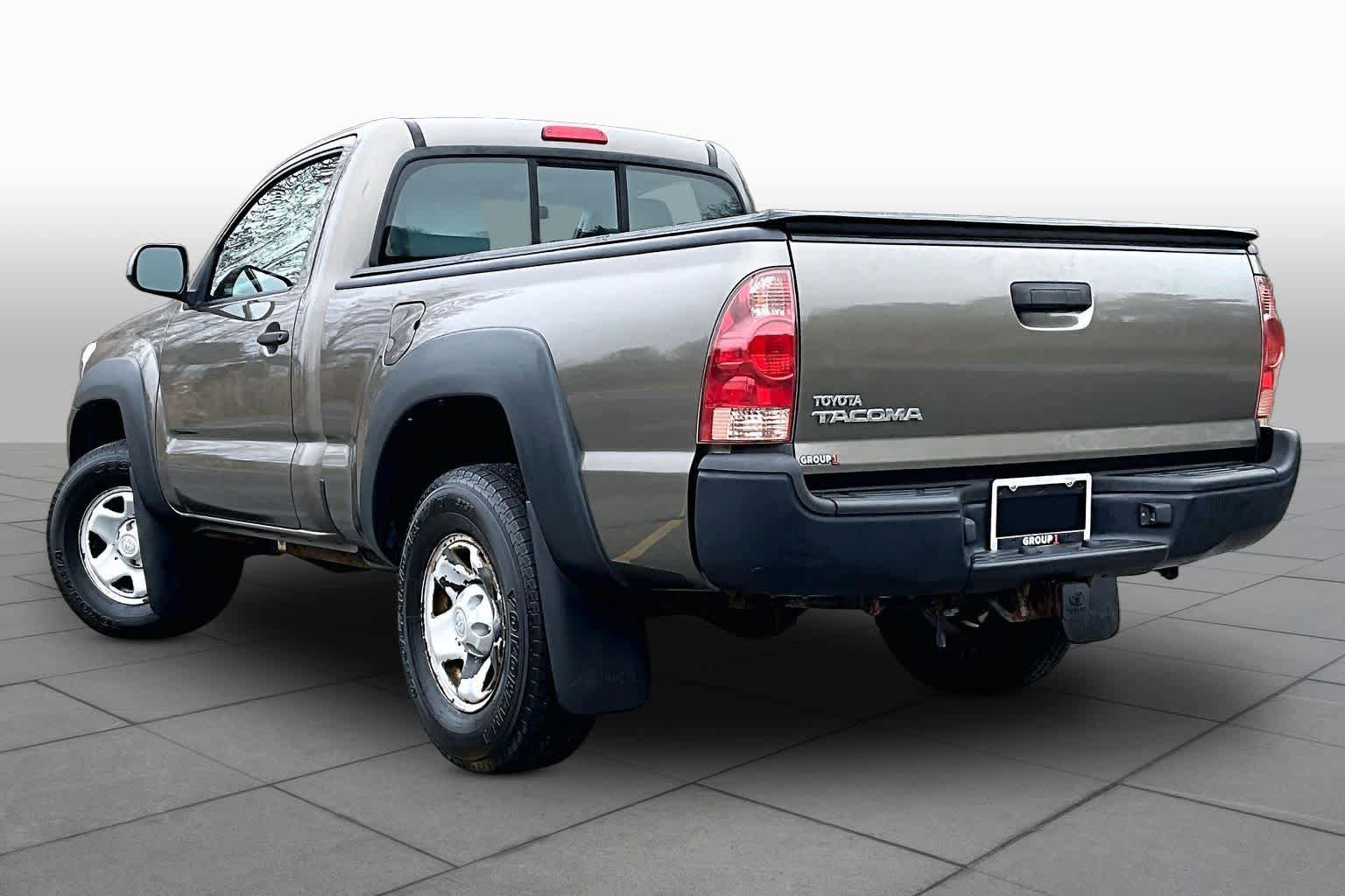 Used 2012 Toyota Tacoma 4x4 Regular Cab image 10