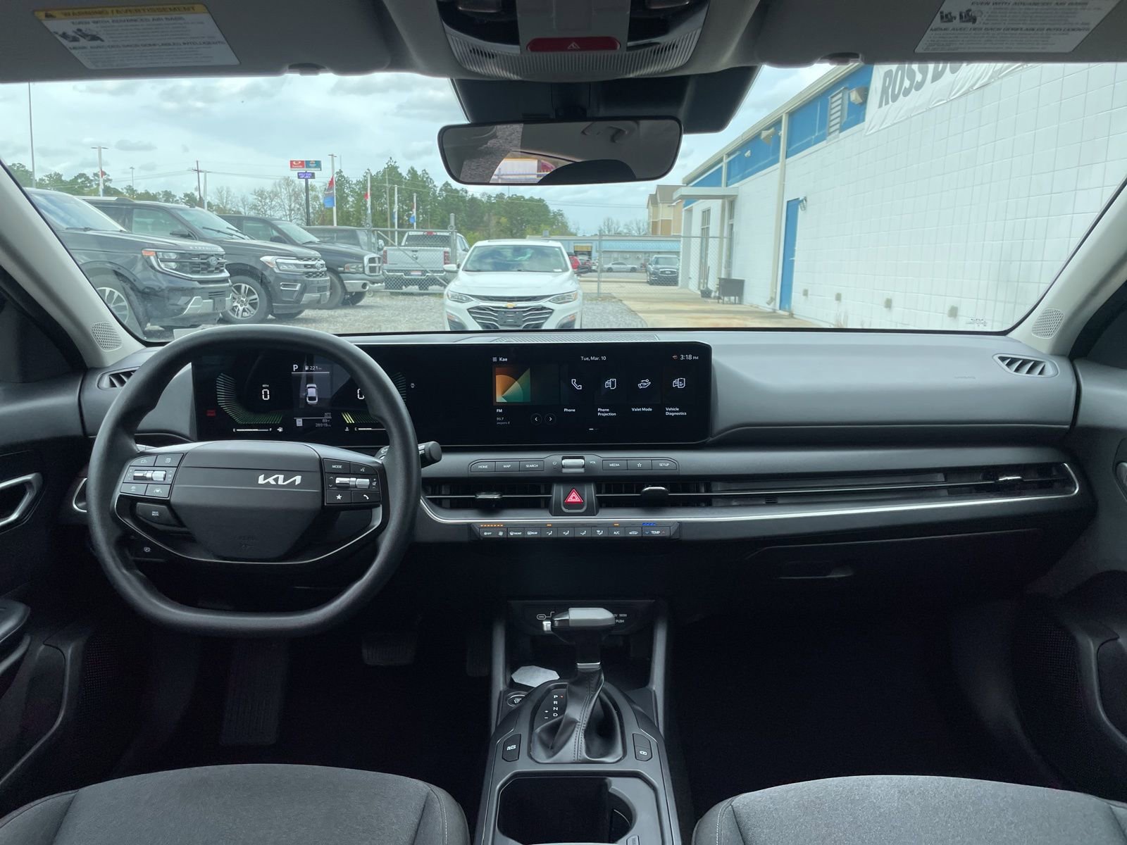 Used 2025 Kia K4 LXS FWD image 9