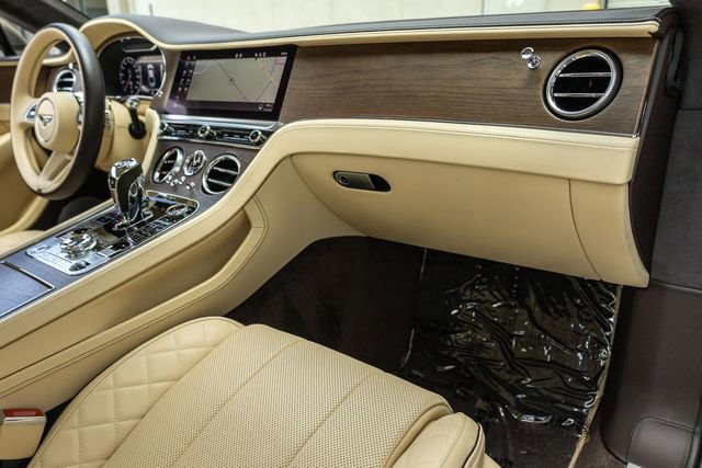 Used 2022 Bentley Continental GT AWD/4WD image 17