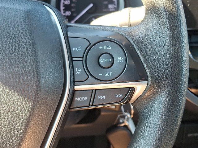Used 2022 Toyota Camry LE FWD image 22