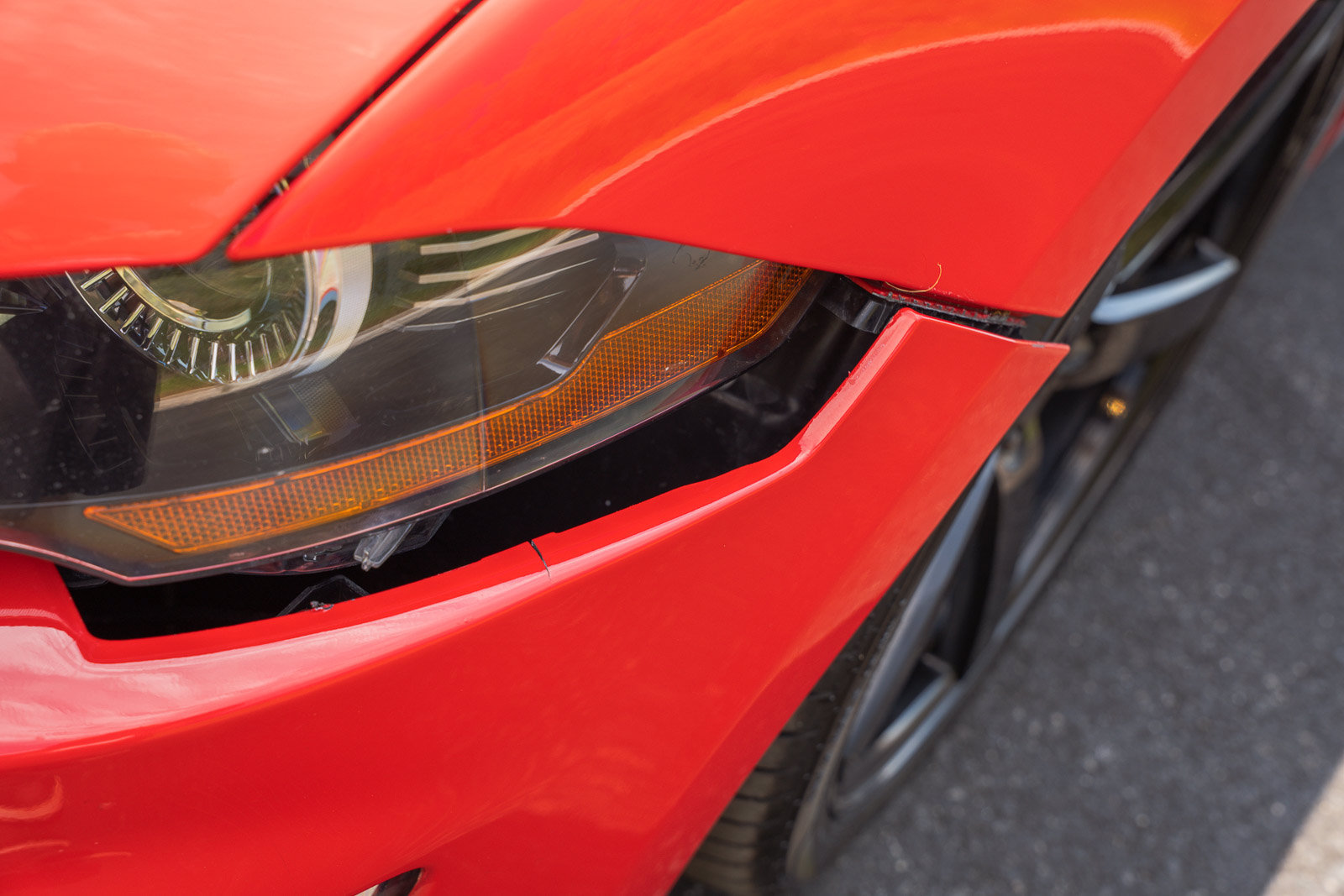 Certified 2018 Ford Mustang GT Premium RWD image 32