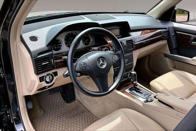 Used 2011 Mercedes-Benz GLK 350 4MATIC image 15