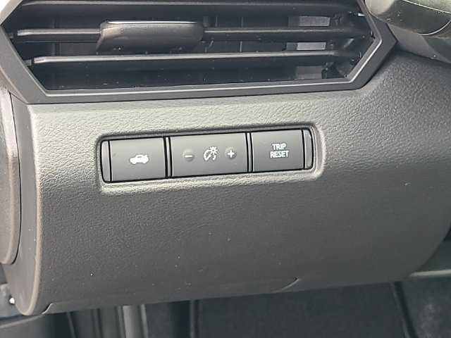 New 2026 Nissan Altima 2.5 SR AWD/4WD image 14