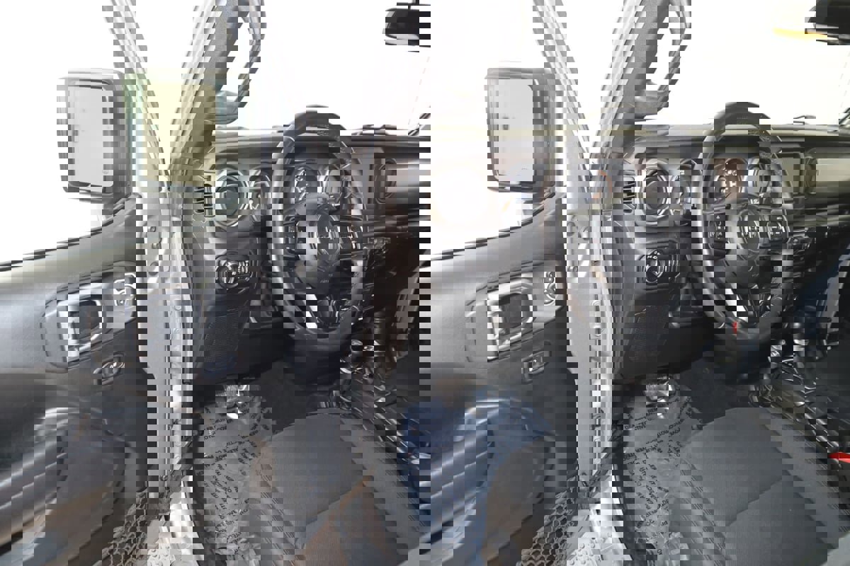 Used 2018 Jeep Wrangler Unlimited Sport S image 44