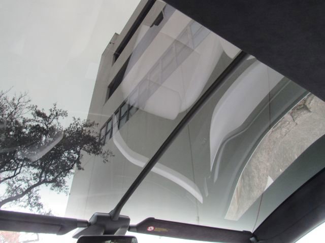 Used 2018 Tesla Model X 100D image 8