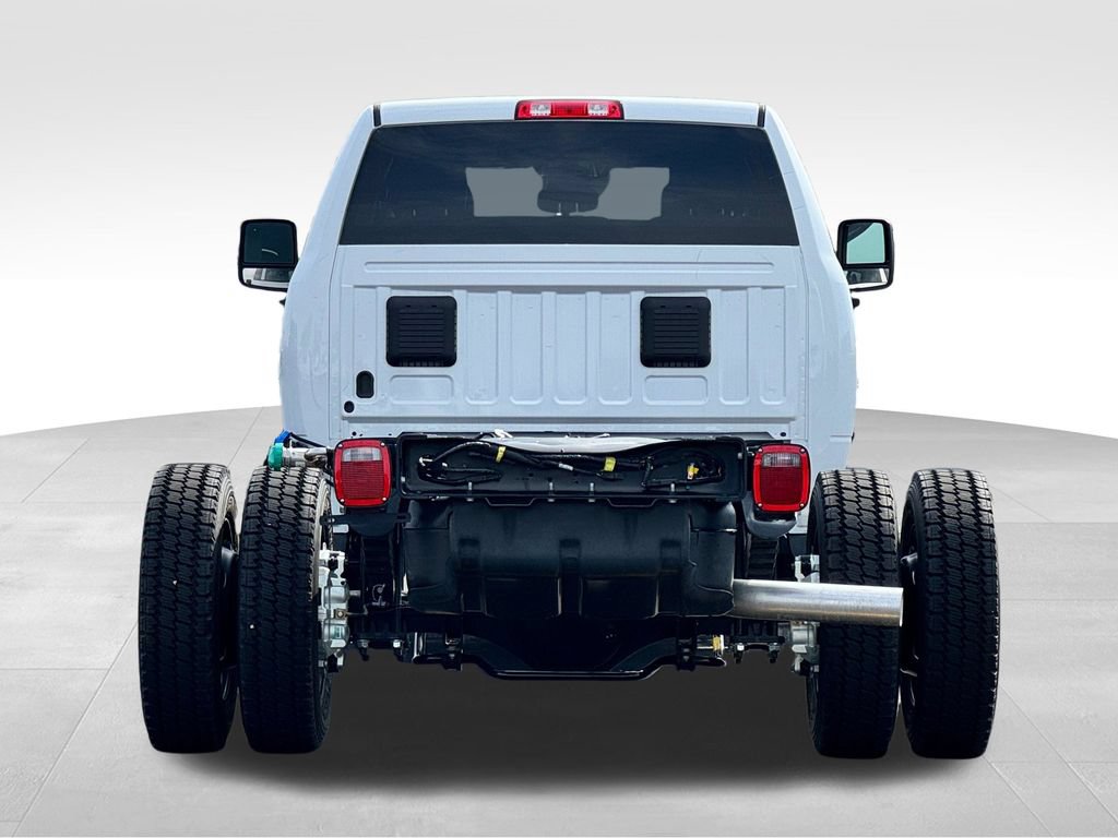 New 2026 RAM 5500 Tradesman AWD/4WD image 6