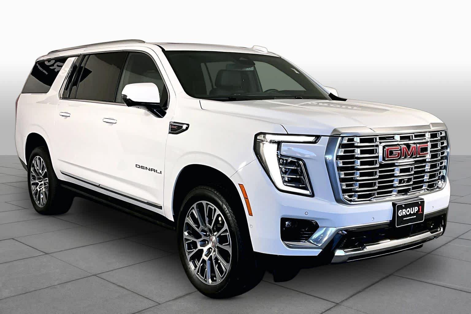 Certified 2026 GMC Yukon XL Denali w/ Sun & Power Step Package RWD image 3