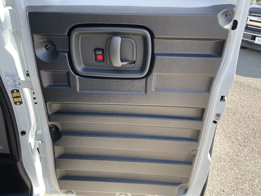 New 2025 Chevrolet Express 2500 Work Van image 35