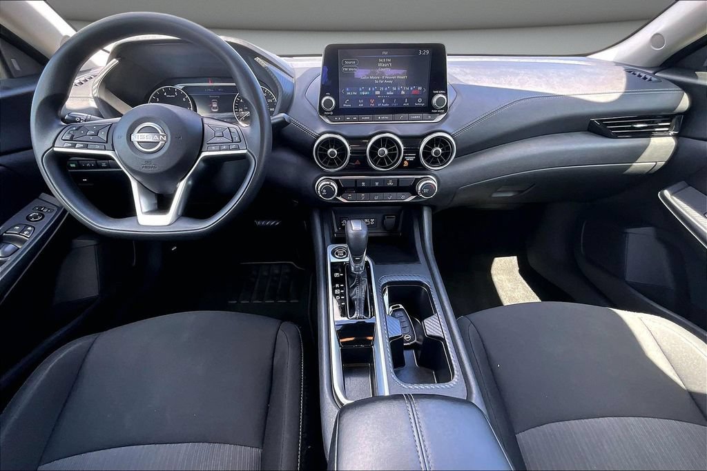 Used 2024 Nissan Sentra SV FWD image 7