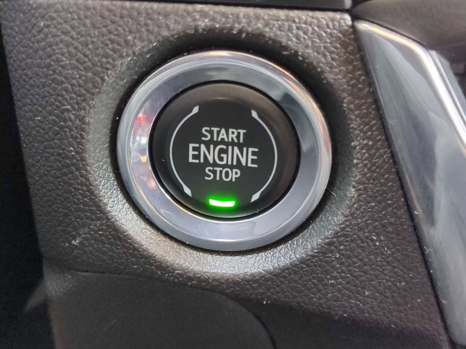 Used 2024 Buick Encore GX Sport Touring image 16