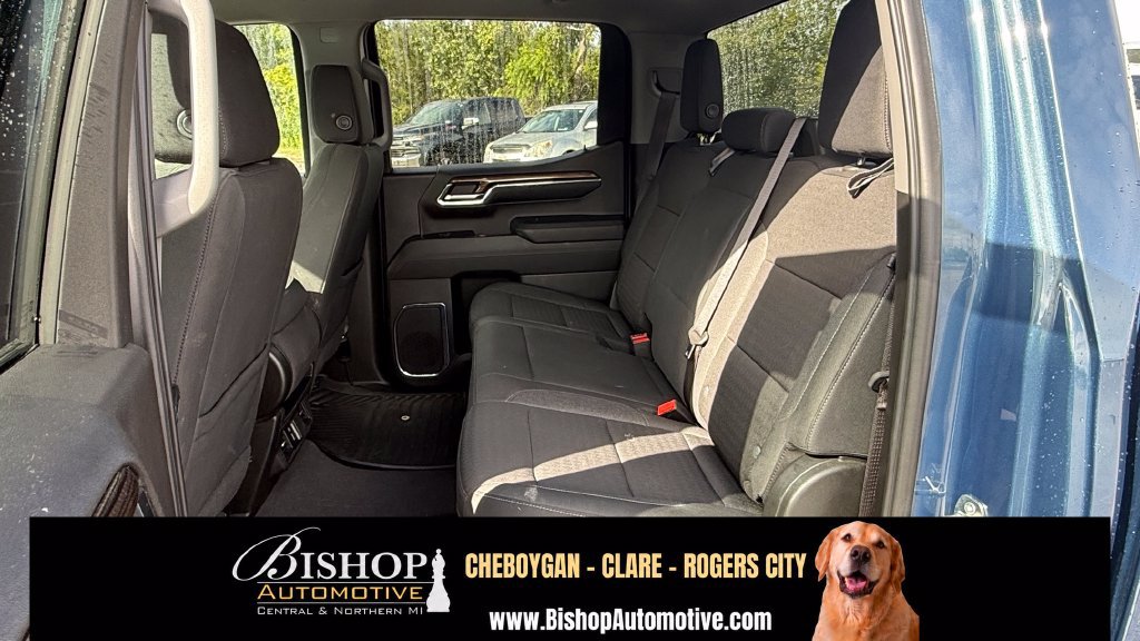 Used 2024 Chevrolet Silverado 1500 LT AWD/4WD image 16