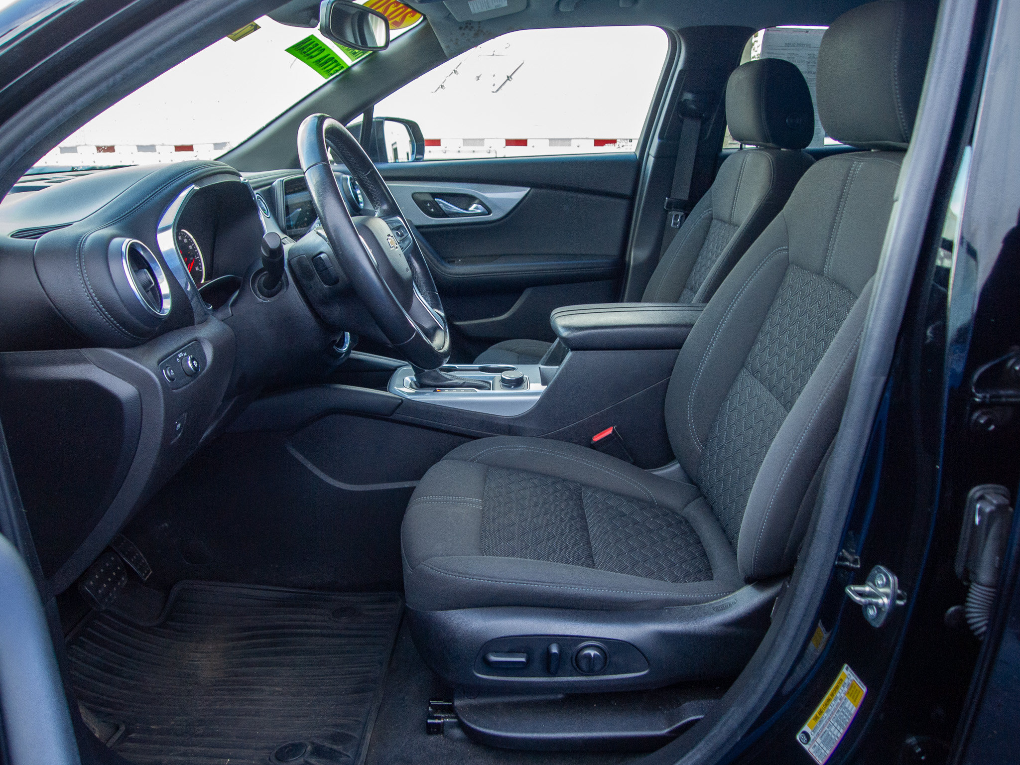 Used 2020 Chevrolet Blazer LT w/ Redline Edition FWD image 13