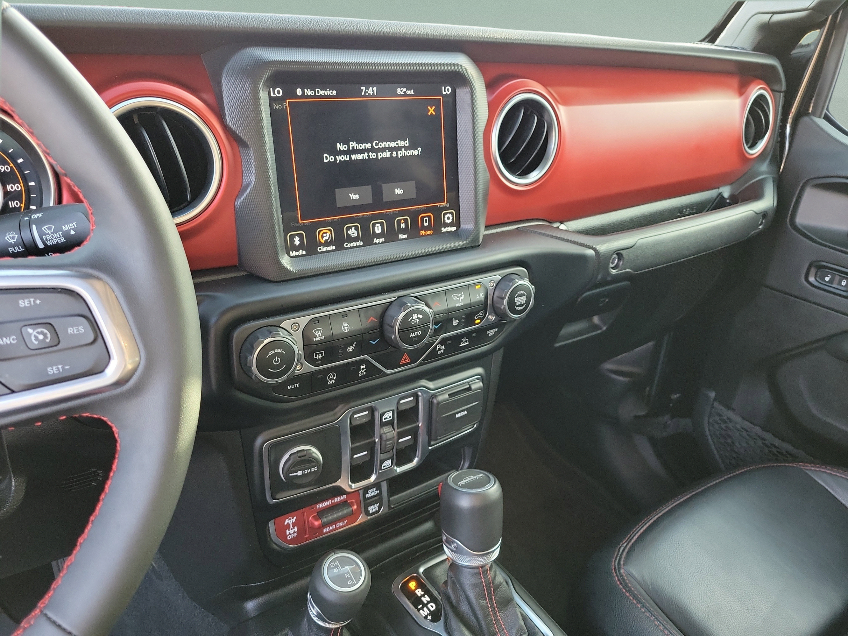 Used 2023 Jeep Gladiator Rubicon w/ LED Lighting Group AWD/4WD image 22