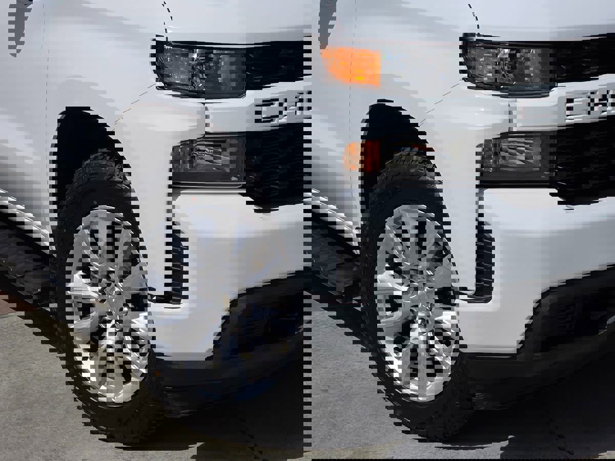 Used 2021 Chevrolet Silverado 1500 Custom image 4