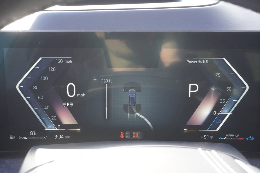 Used 2023 BMW X7 xDrive40i w/ Premium Package image 11