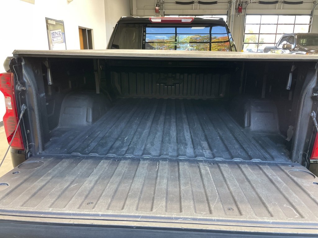 Used 2022 Chevrolet Silverado 1500 Custom image 9