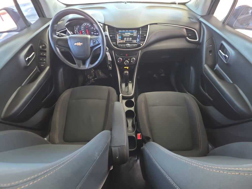 Used 2019 Chevrolet Trax LS image 20