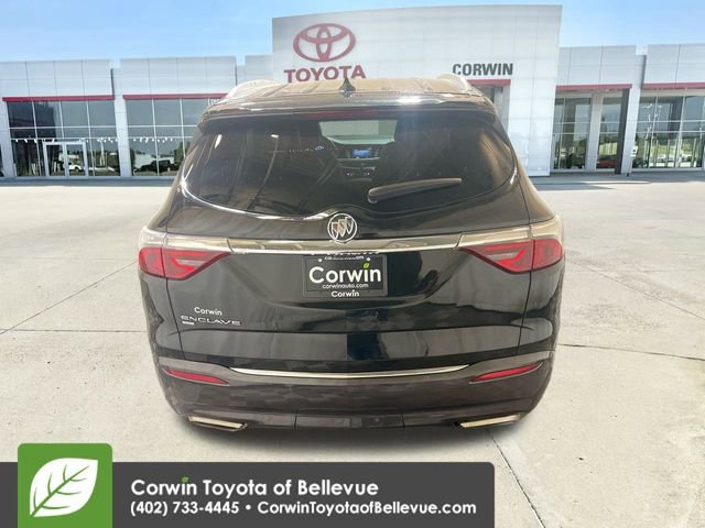 Used 2024 Buick Enclave Premium image 7