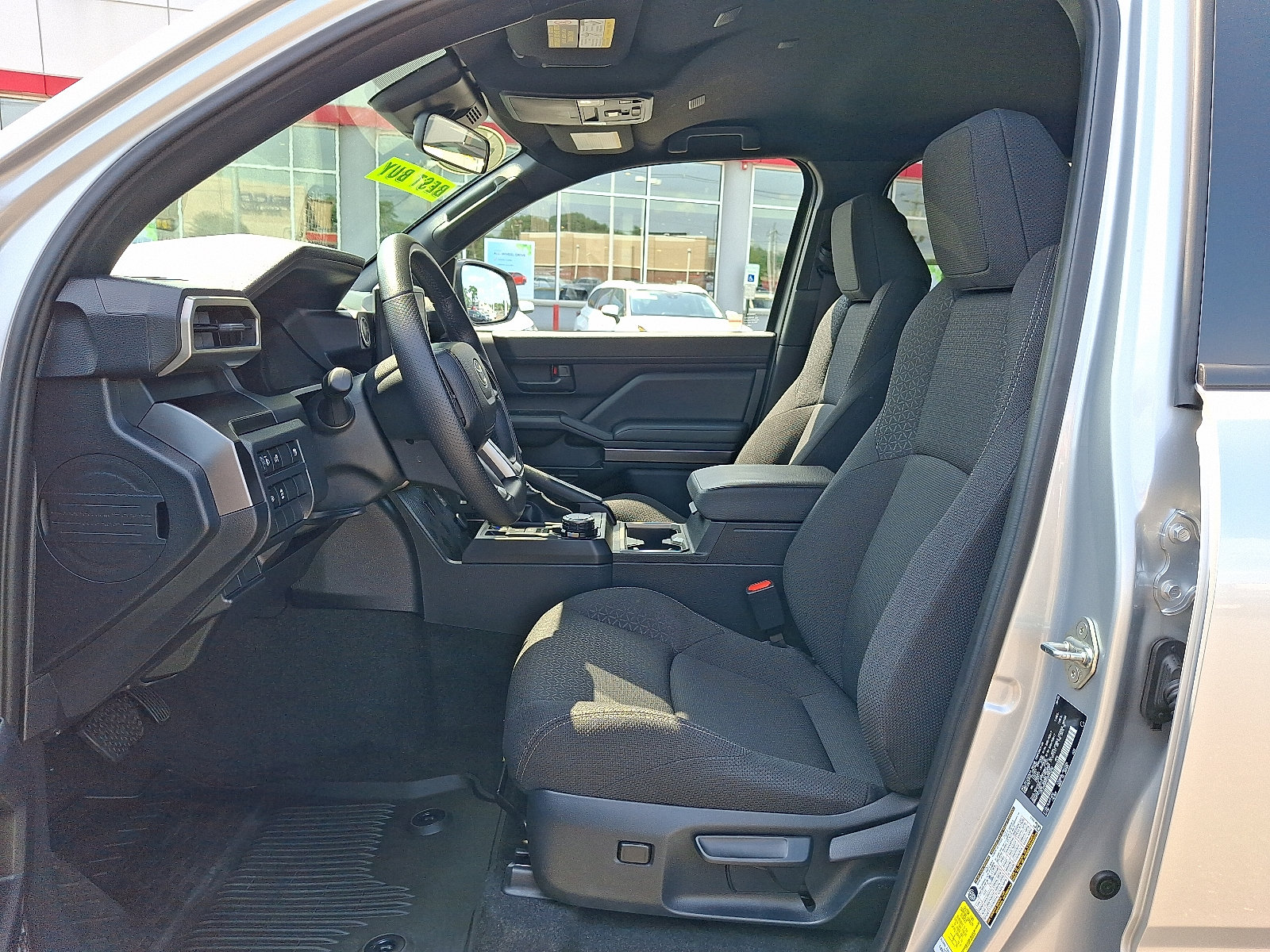 Certified 2025 Toyota 4Runner SR5 AWD/4WD image 14