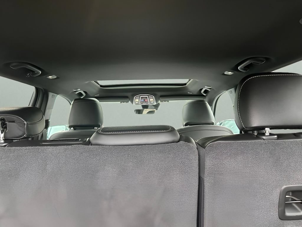 New 2026 Jeep Grand Cherokee Altitude AWD/4WD image 45
