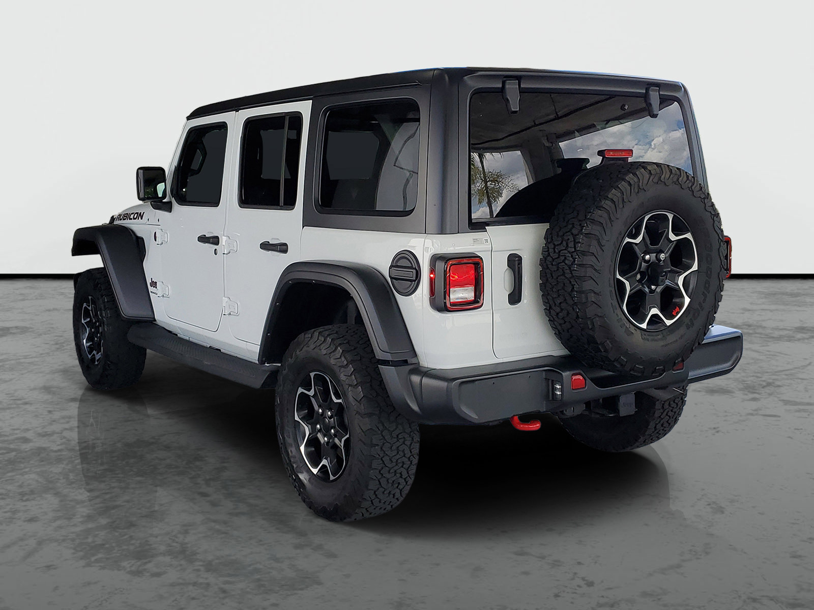 Certified 2023 Jeep Wrangler Unlimited Rubicon AWD/4WD image 3