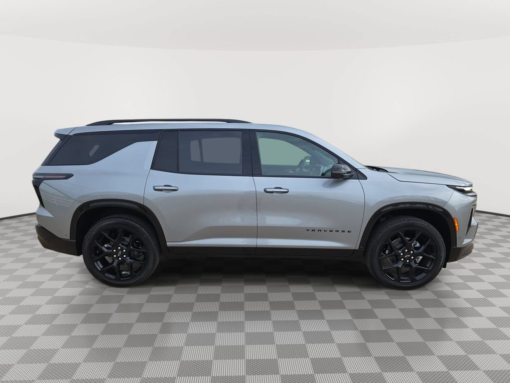 New 2026 Chevrolet Traverse RS w/ LPO, Floor Liner Package AWD/4WD image 8