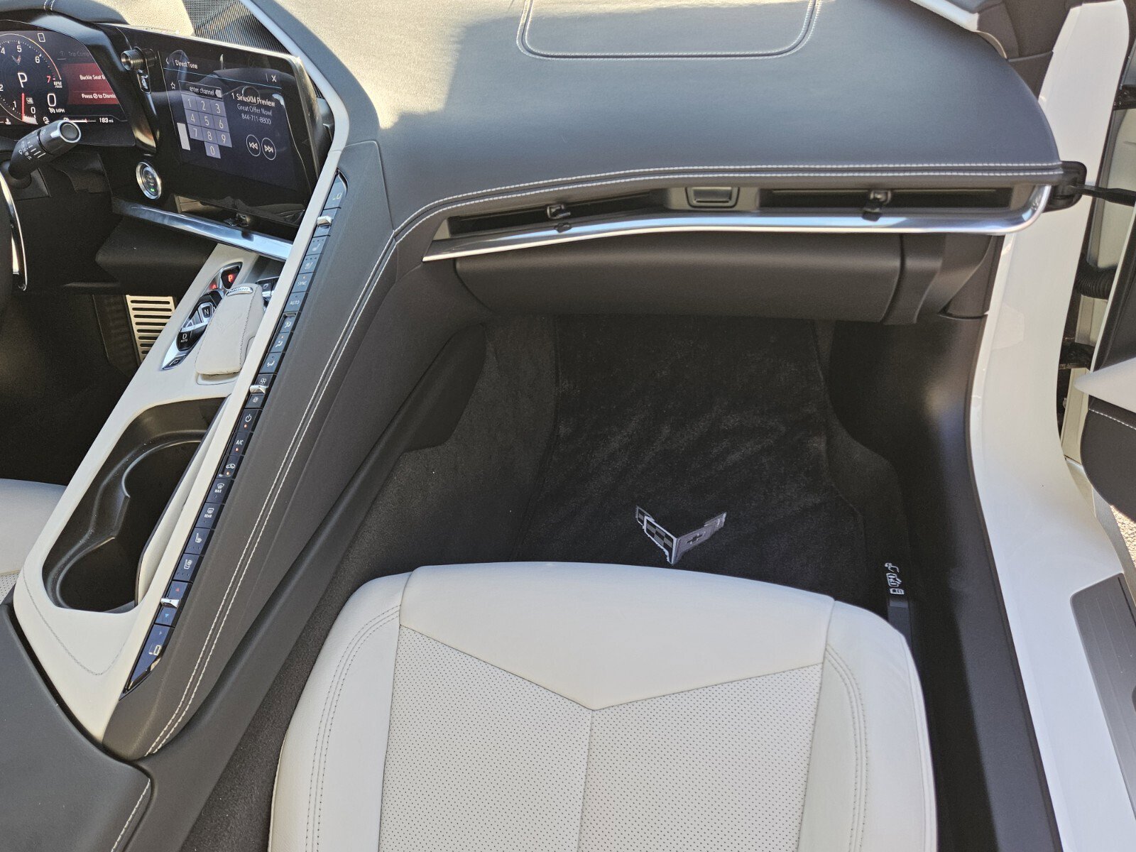 Certified 2020 Chevrolet Corvette Stingray Preferred Cpe w/ 2LT Preferred Equipment Group image 16