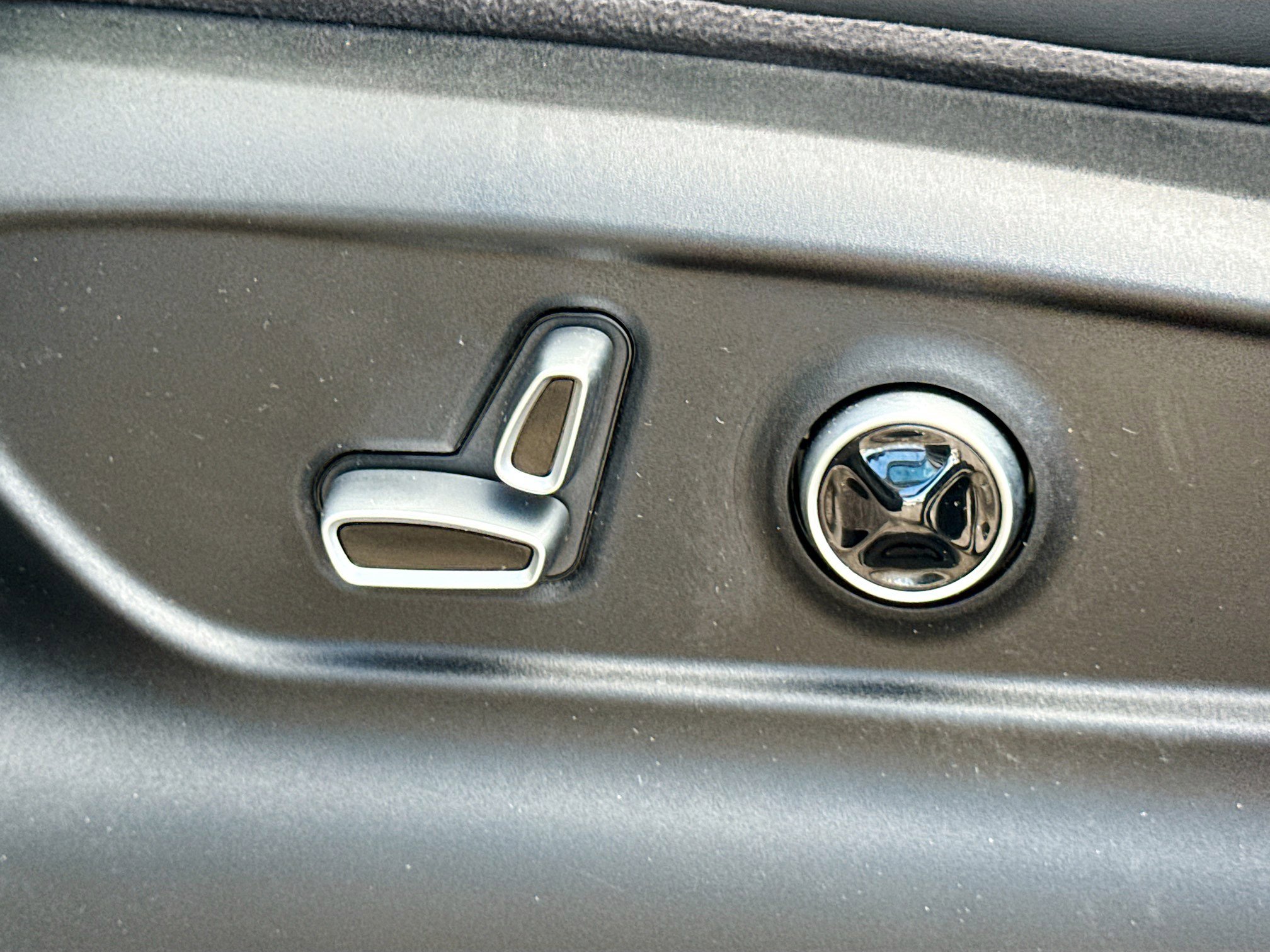 Certified 2024 Maserati Grecale Trofeo image 24