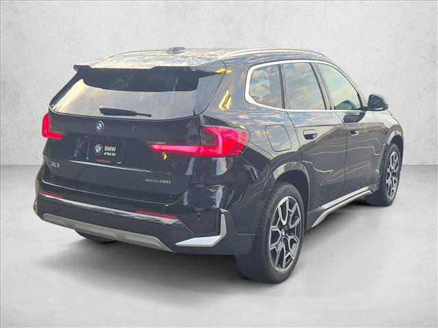 New 2027 BMW X1 xDrive28i AWD/4WD image 2