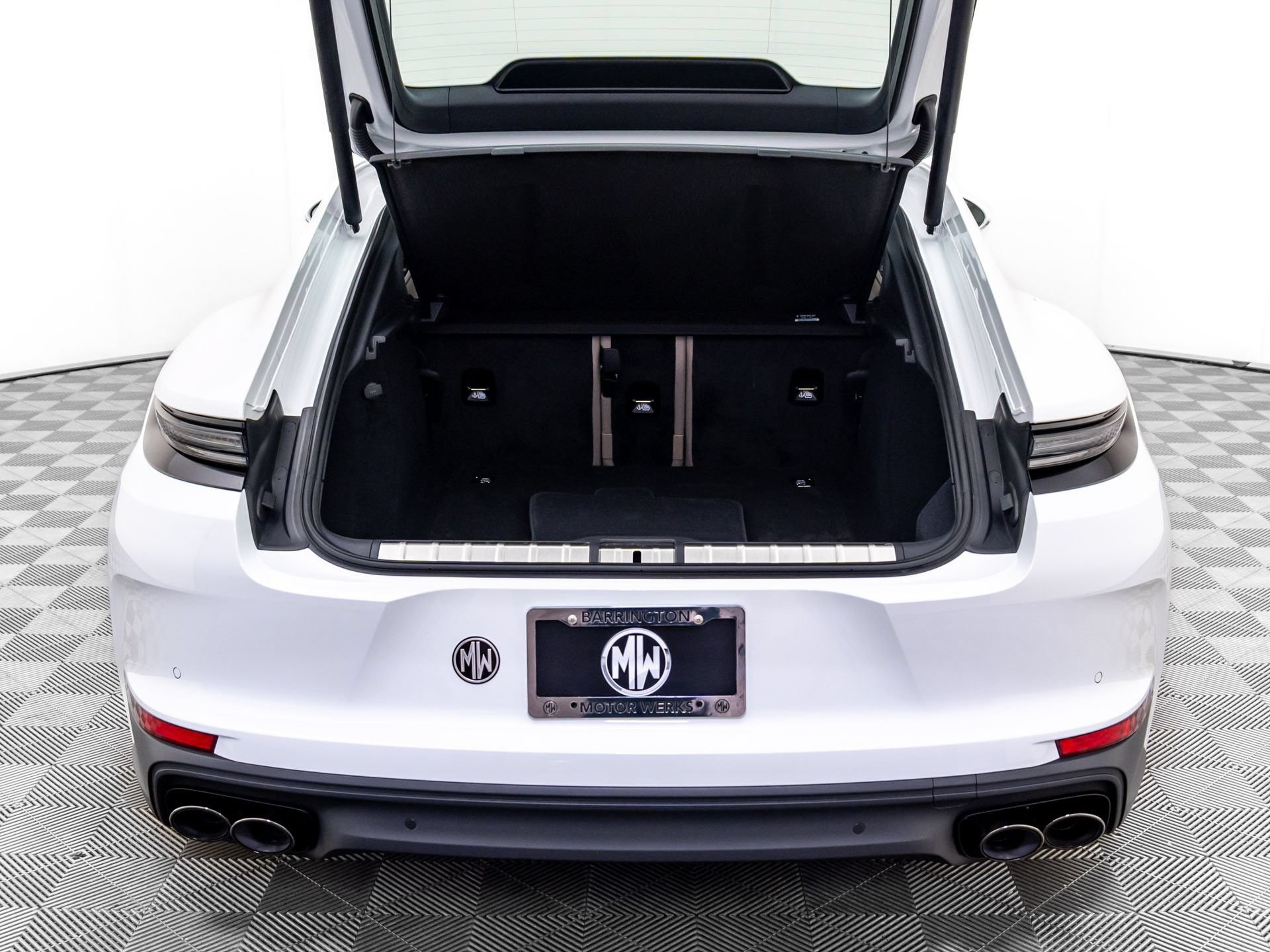 New 2026 Porsche Panamera 4 AWD/4WD image 30